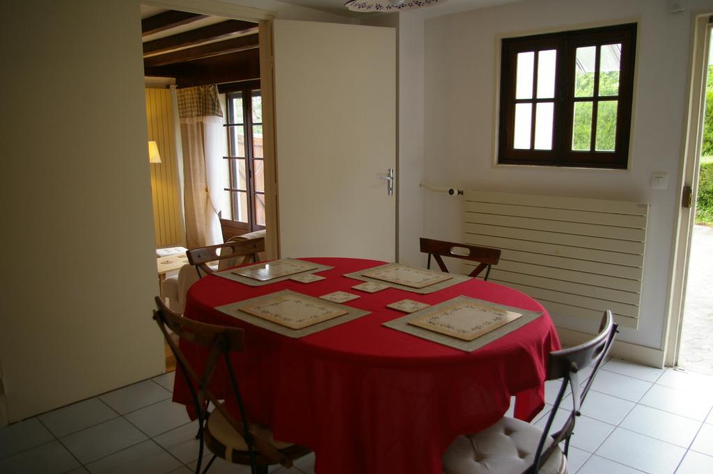 Juniper House Appartement Vulaines-sur-Seine Buitenkant foto