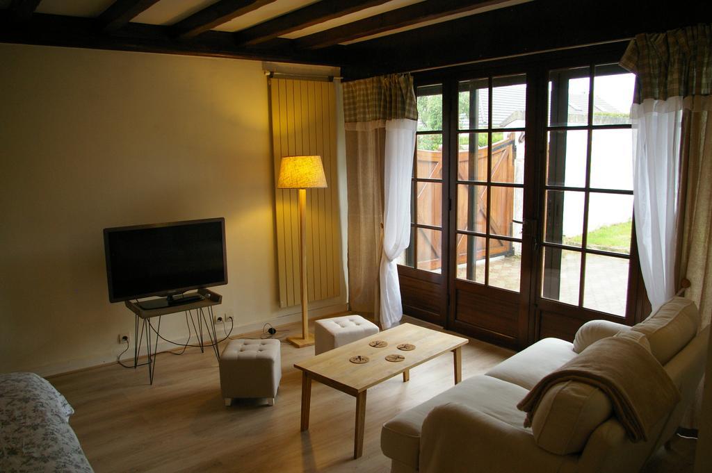 Juniper House Appartement Vulaines-sur-Seine Buitenkant foto