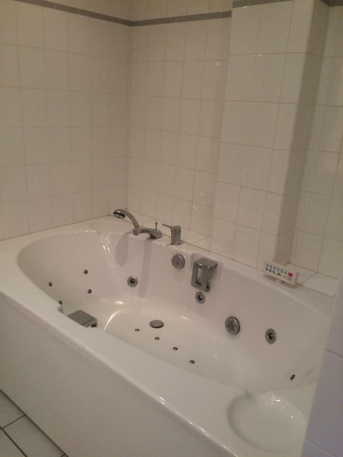 Juniper House Appartement Vulaines-sur-Seine Buitenkant foto